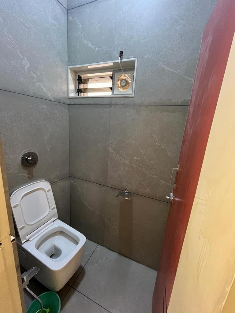 Hotel Ankit Virpur Bagian luar foto